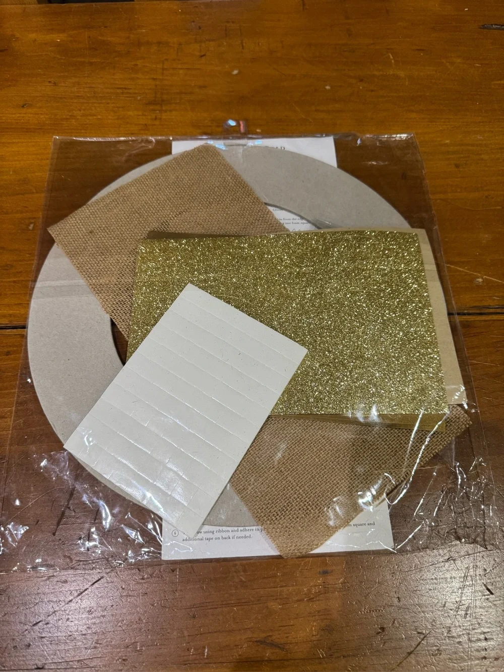 PAPERSOURCE Burlap & Gold Wreath Kit